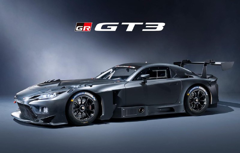 ▎丰田发布新款跑车「GR GT」，最高时速可达 320 公里丰田在官方网站上发布了全新旗舰跑车 GR GT，这款车被定位为“行驶在公路上的赛车”，GR GT 搭载一台4.0升双涡轮增压V8发动机，并整合电动机组成混合动力系统，综合输出预计超过640马力，目标扭矩超过850牛米